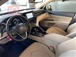 تۆیۆتا کامری